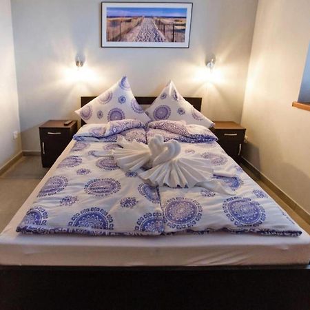 Comfortable Premium Class Apartment Shared Swimming Pool Gaski Exteriör bild